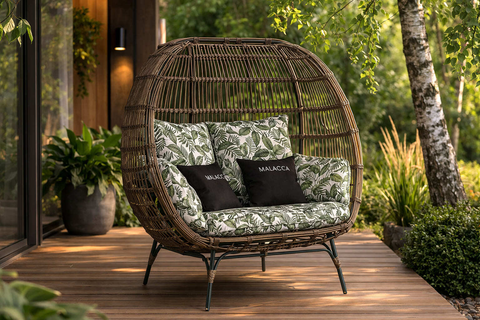 Диваны и кресла Malacca в интерьере