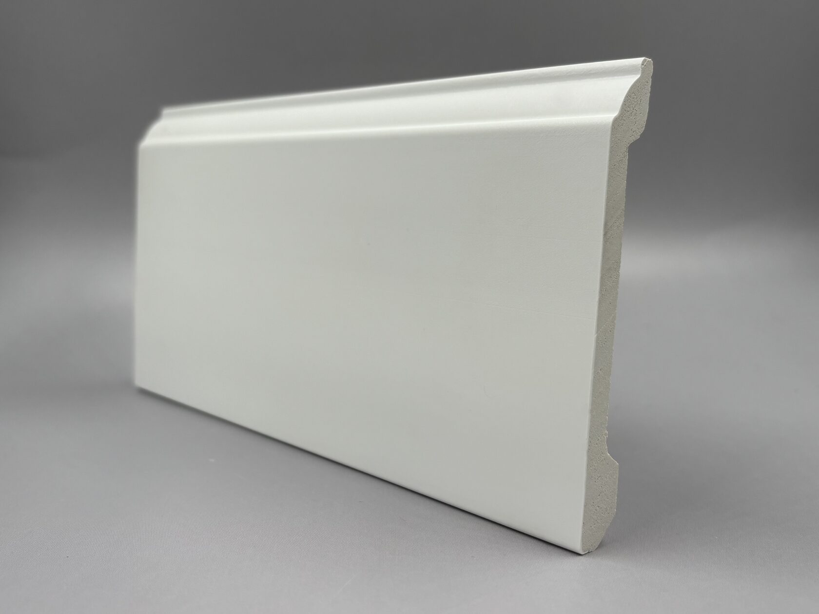 Плинтус из полистирола высокой плотности Волшебная палочка MSPOL 203 100*12*2000 мм Белый под покраску