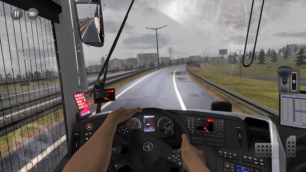 Bus Simulator: Ultimate: симулятор автобуса, вид из кабины водителя на трассе