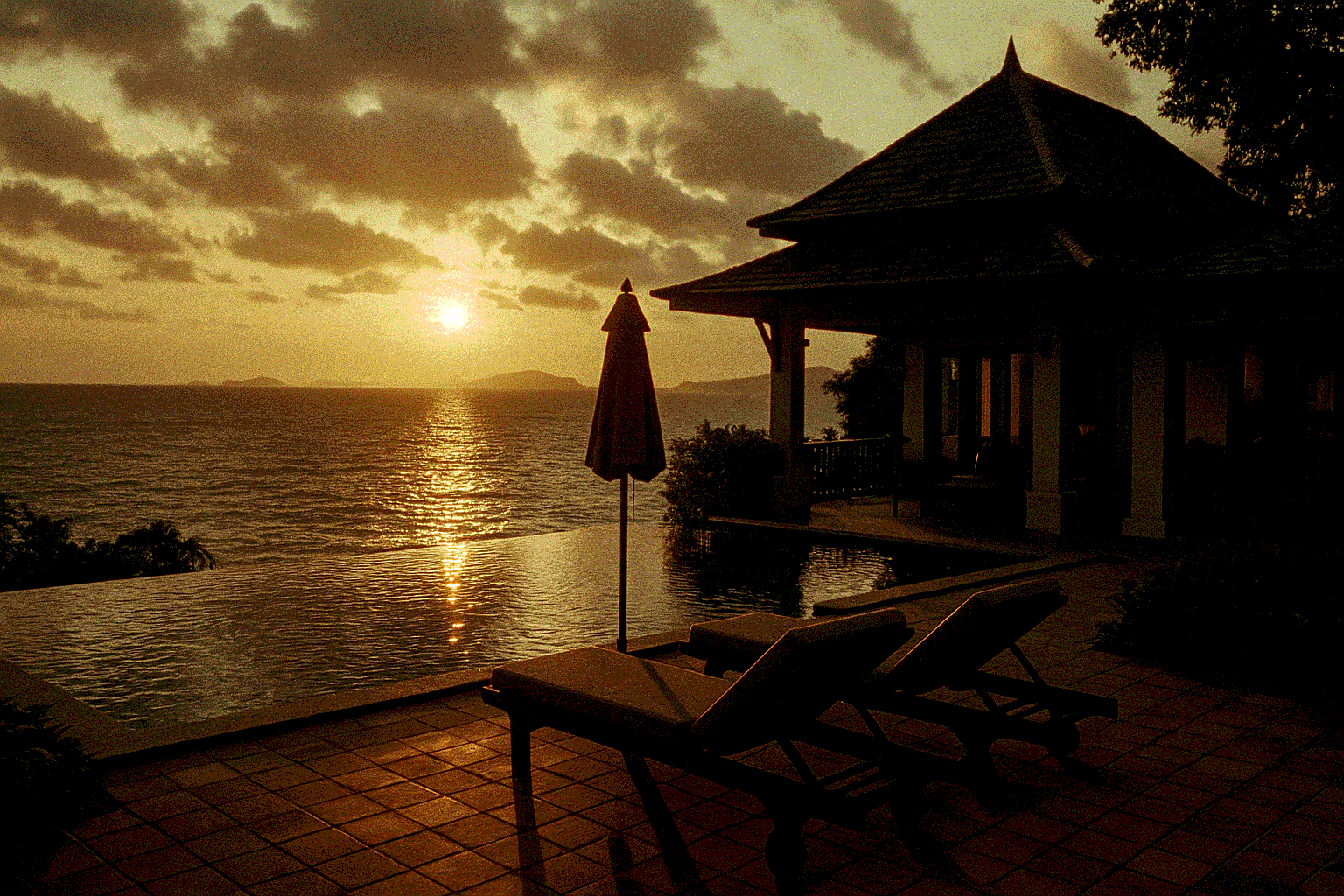 Мечтаете просыпаться под шум волн, наслаждаясь видом на Андаманское море? Аренда виллы на Пхукете на берегу моря на месяц — это ваш шанс пожить в тропическом раю! В 2025 году цены начинаются от 80,000 THB (~208,000 RUB) за месяц за виллу, например, SAIYUA