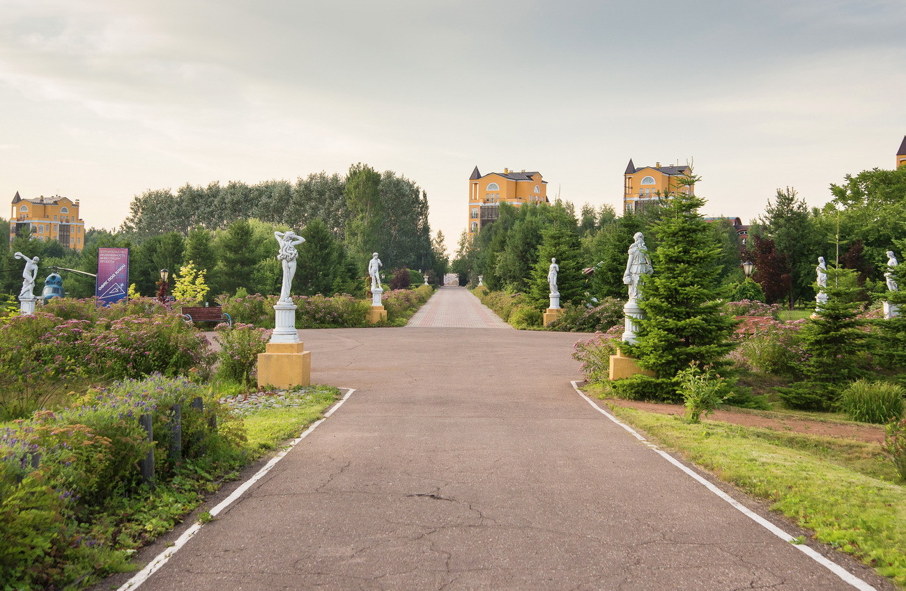 Парк отель креатово. Креатово Московская область. Гостиничный комплекс Креатово.