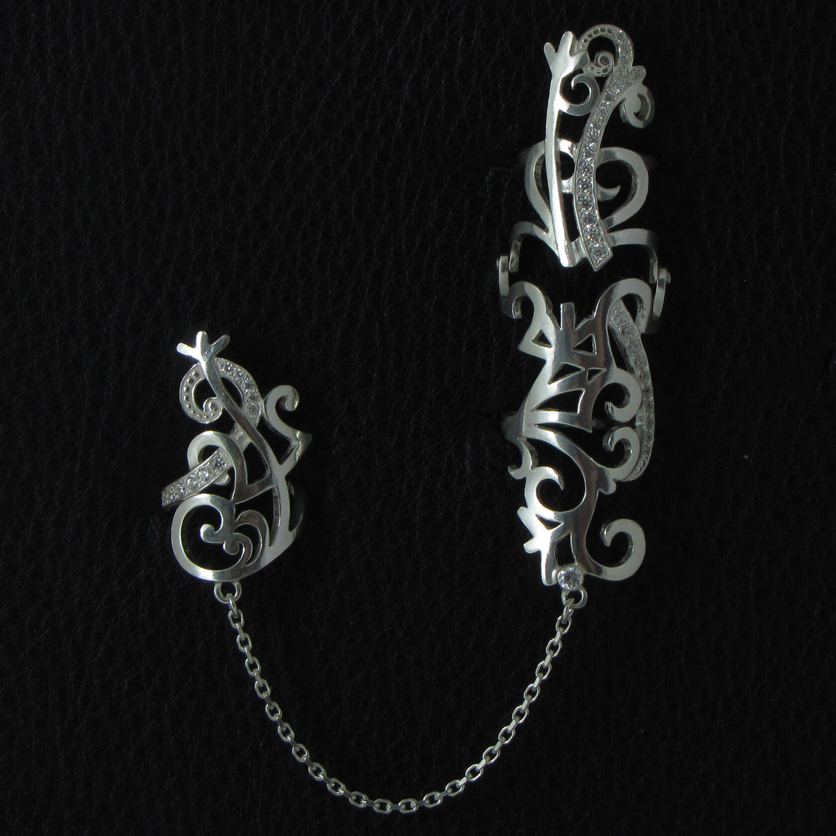 Кольцо на два пальца