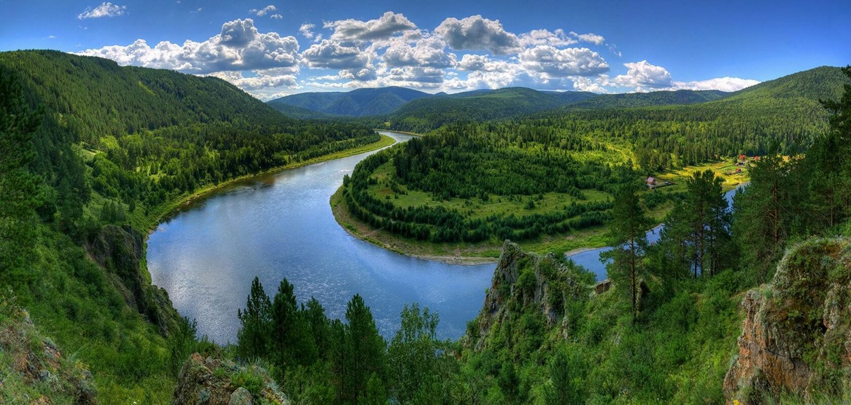 Самые самые озера и реки. Тайга река Енисей. Заповедники реки Енисей. Сибирская Тайга река Енисей. Панорама горы Енисей Тайга Сибирь.