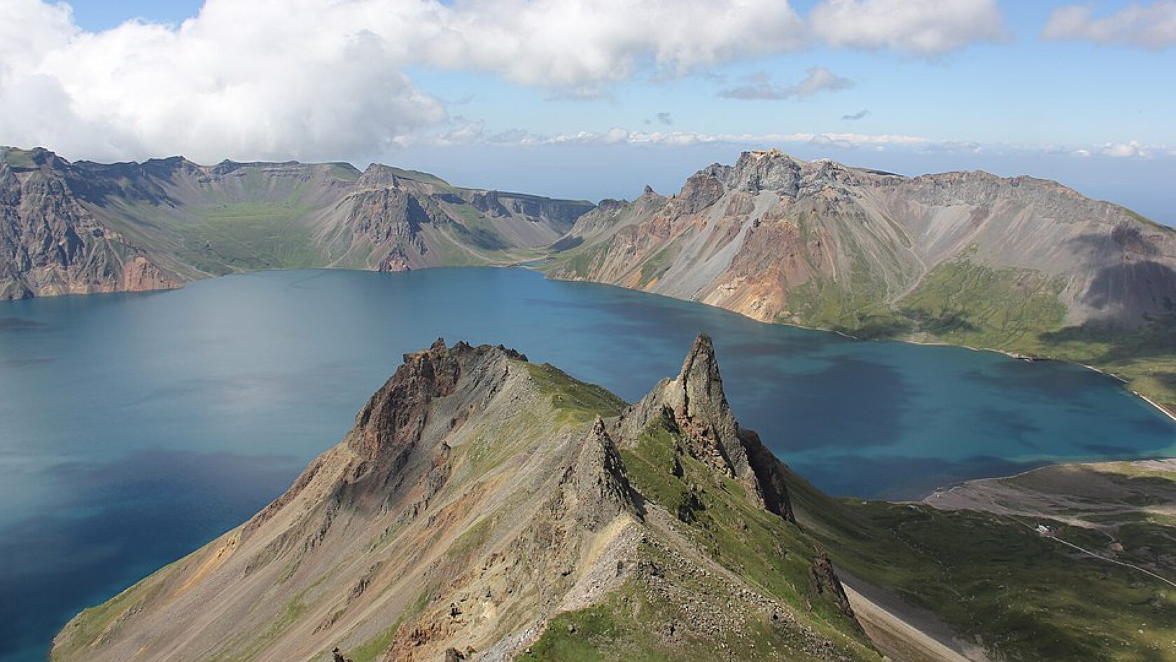 Гора Пэкту, КНДР (Северная Корея)