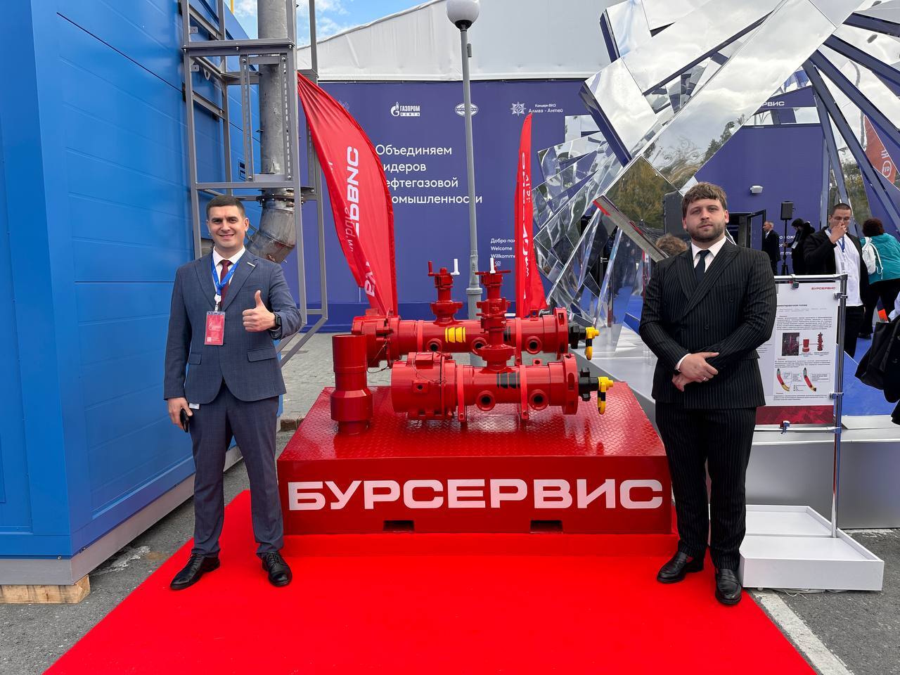 Многопробочная цементировочная голова