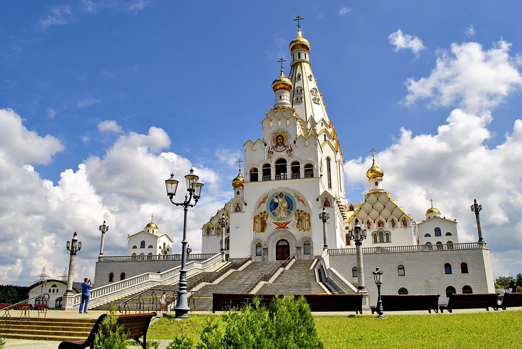 Храм-памятник в честь Всех Святых