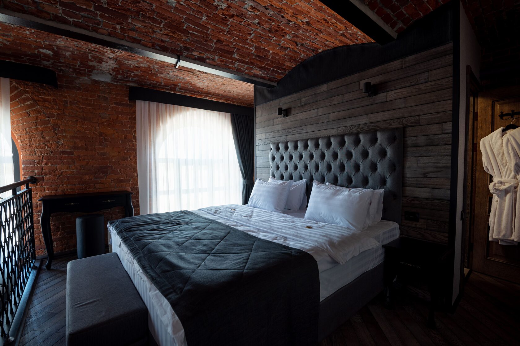 Hatti loft. Отель Хатти Майкоп. Loft Hotel Hatti. Лофт хотел Абхазия. Отель Хатти Майкоп адрес.