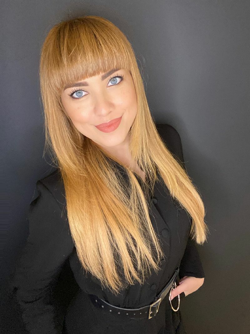 юлия кузнецова стилист. мария кузнецова липецк салон красоты. омбре на рыжие волосы. липецк салон кузнецовой. салон красоты марии кузнецовой липецк.