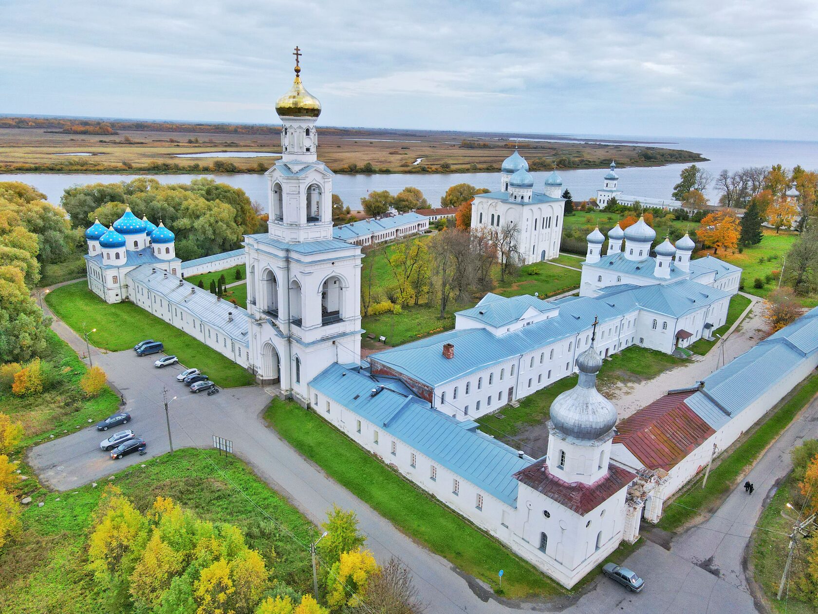 Новгород из санкт петербурга экскурсия 1 день