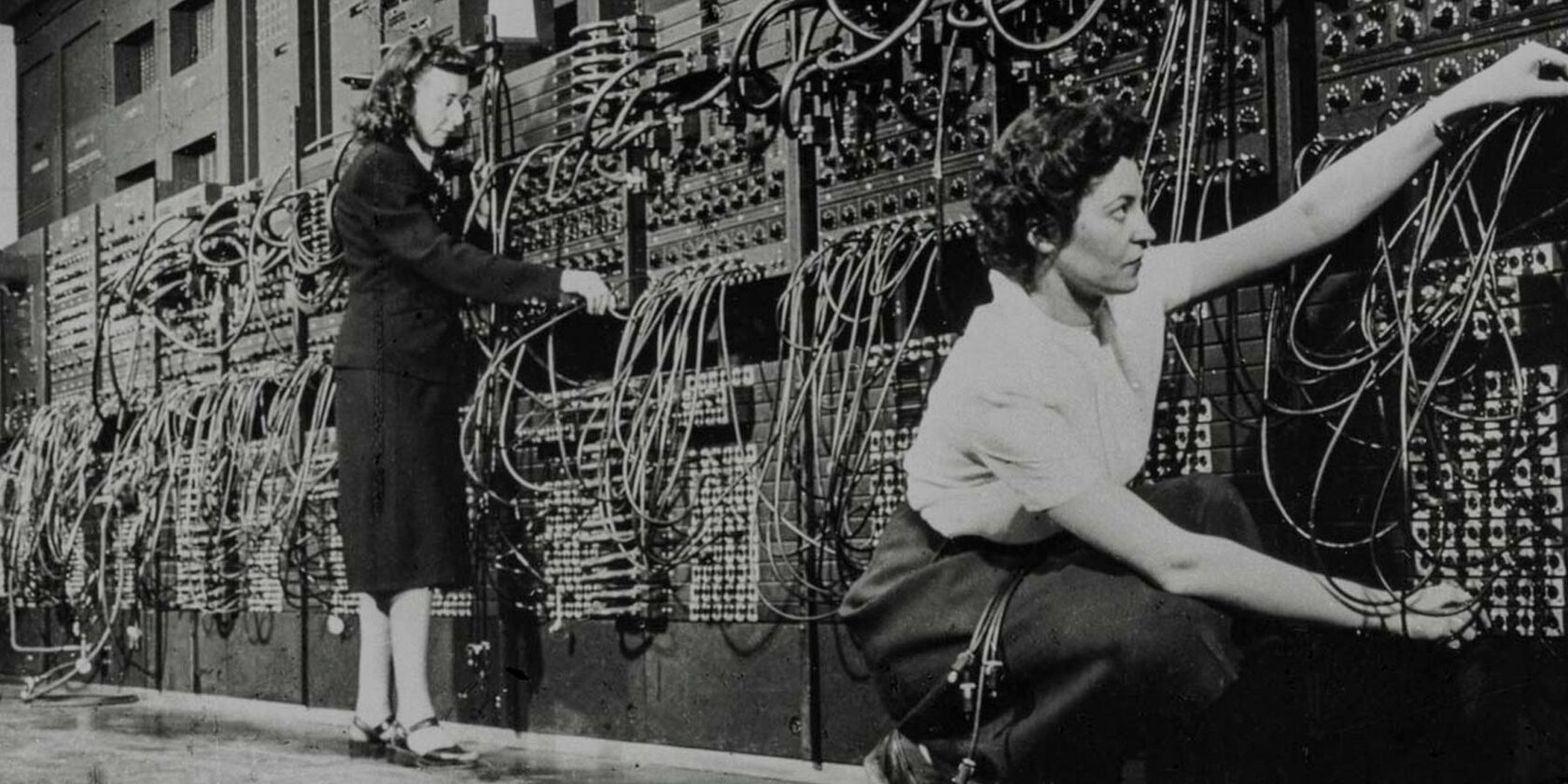 Она еще используется и. Она еще используется и. Уже может увести твоего батю. Она еще используется и. Похищение евы (мини–сериал 2016).