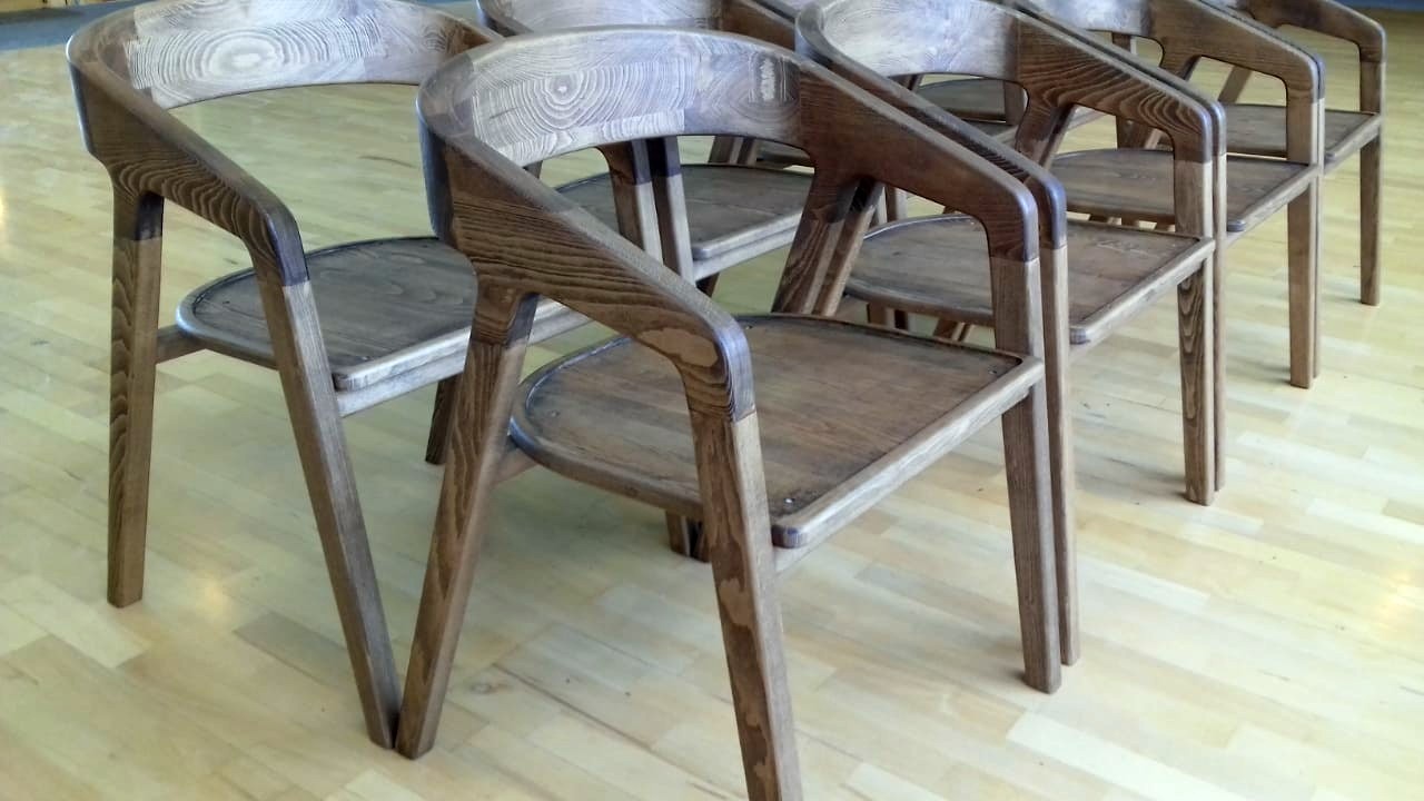 Гнутые стулья из дерева