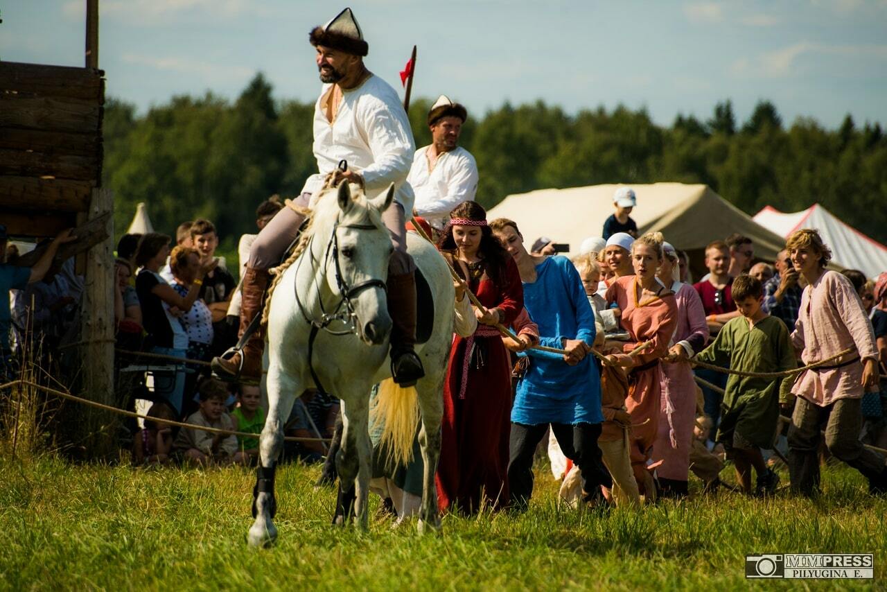 Поле 2018. Воиново поле фестиваль. Воиново поле 2019. Дети Воиново. Воиново поле картинки фото.