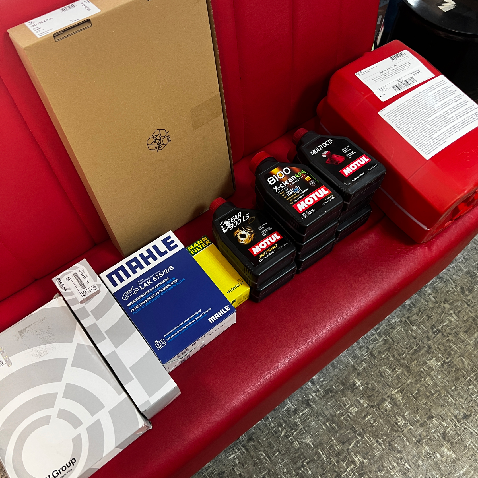 Оригинальный поддон ZF и масло Motul