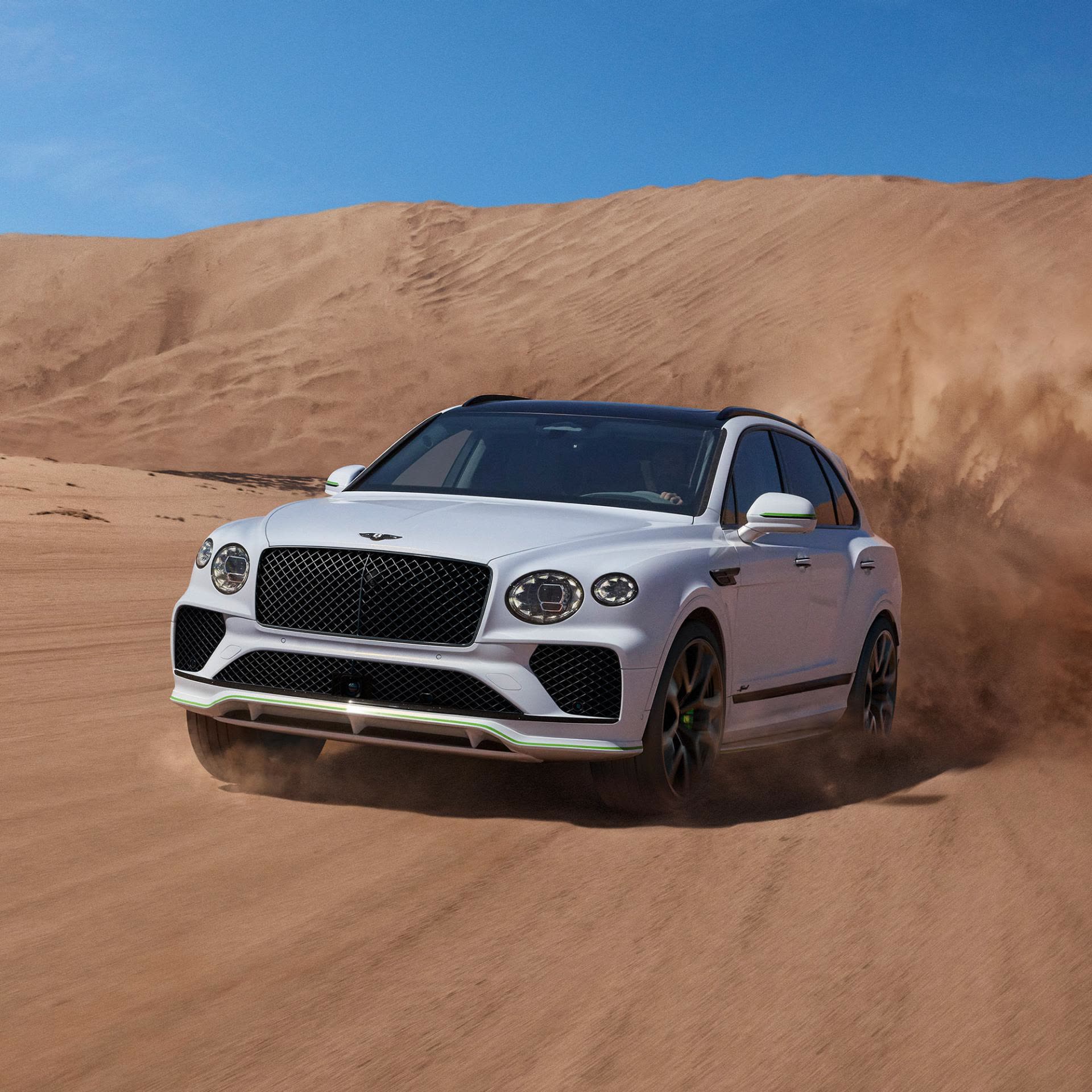 Bentley Bentayga Speed в цвете Snow Quartz