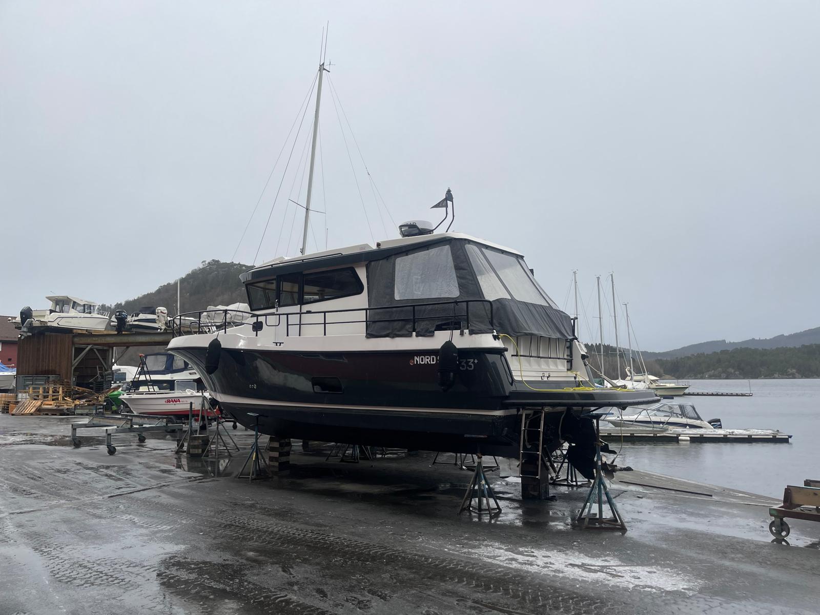 Nord Star 33+ общий вид корпуса и высокой рубки