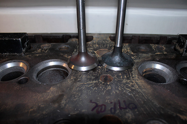 IRKDVS. Замена седел.