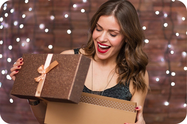 фото нанесения макияжа на лицо девушки 