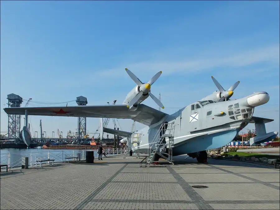 От аэропорта к Калининграду и морю