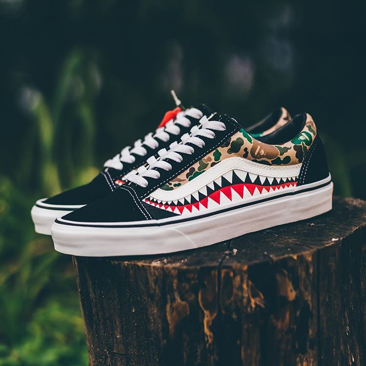 Vans wtf. Кеды vans x Bape. Vans x Bape Shark. Bape Shark кеды. Nike x vans.