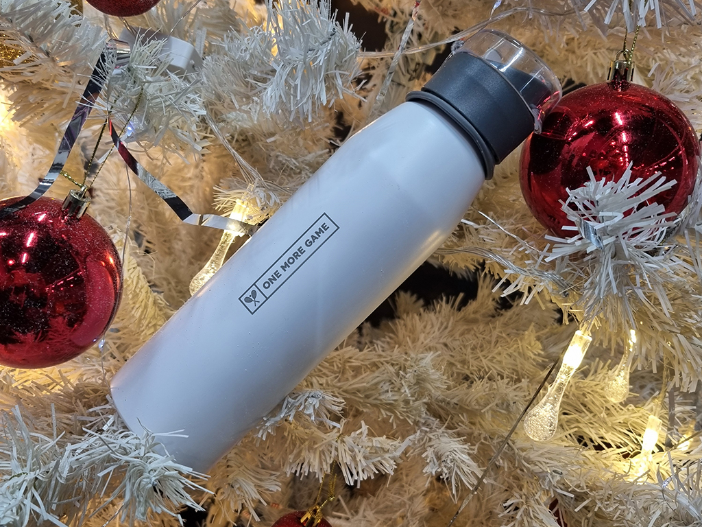 Брендированная бутылка для воды - подарок спортсмену