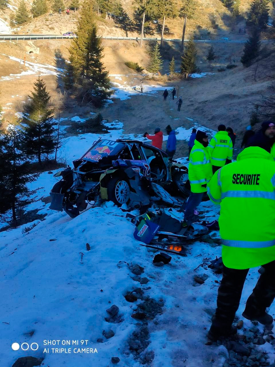 Разбитый Ford Puma Rally1 Адриена Фурмо и Алекса Кориа, ралли Монте-Карло 2022