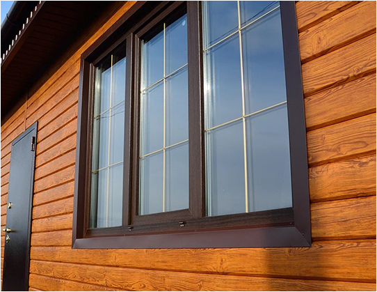 Теплые ламинированные окна в дом