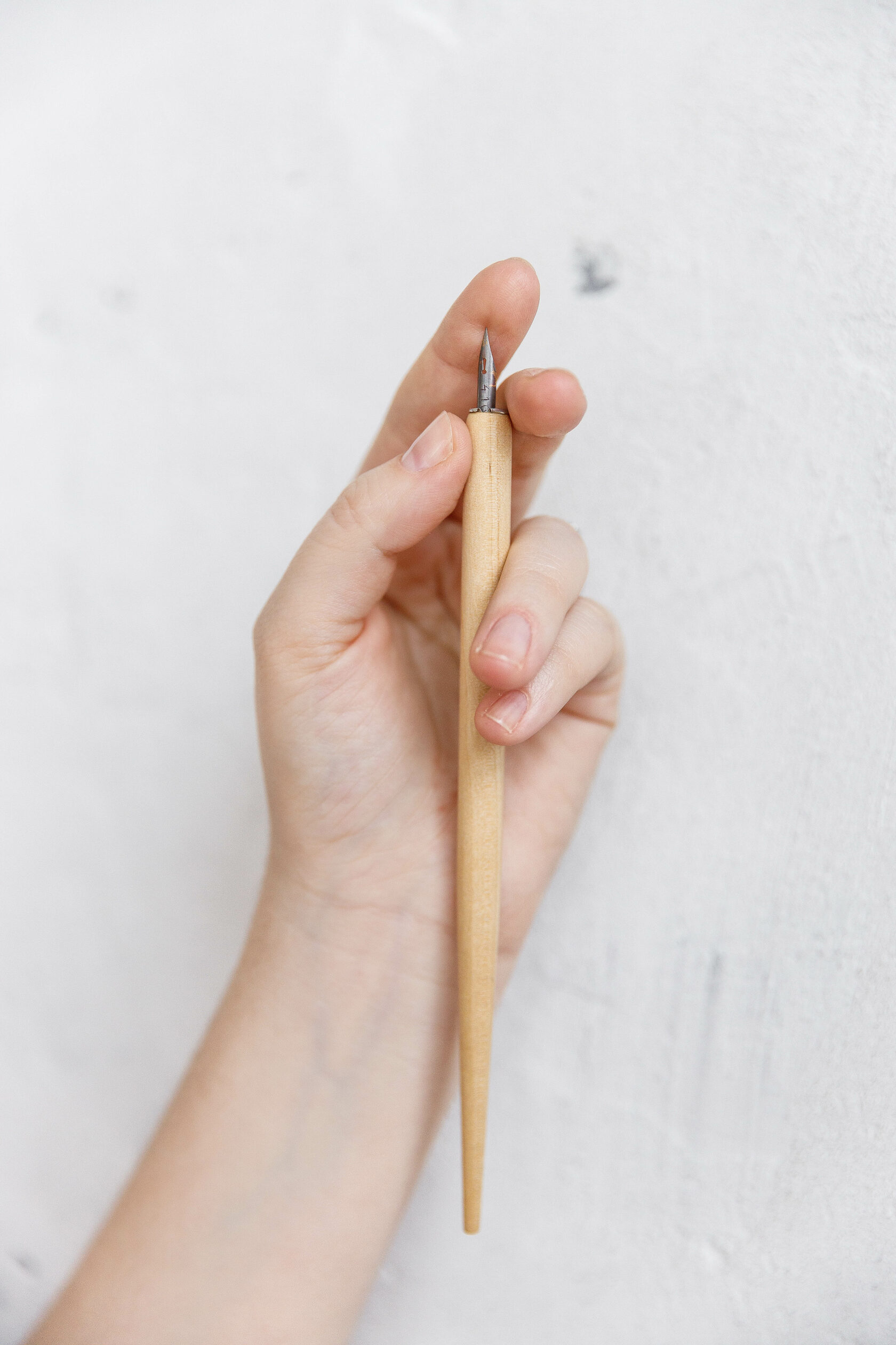 Бесплатные уроки по каллиграфии: инструменты и материалы для письма ...