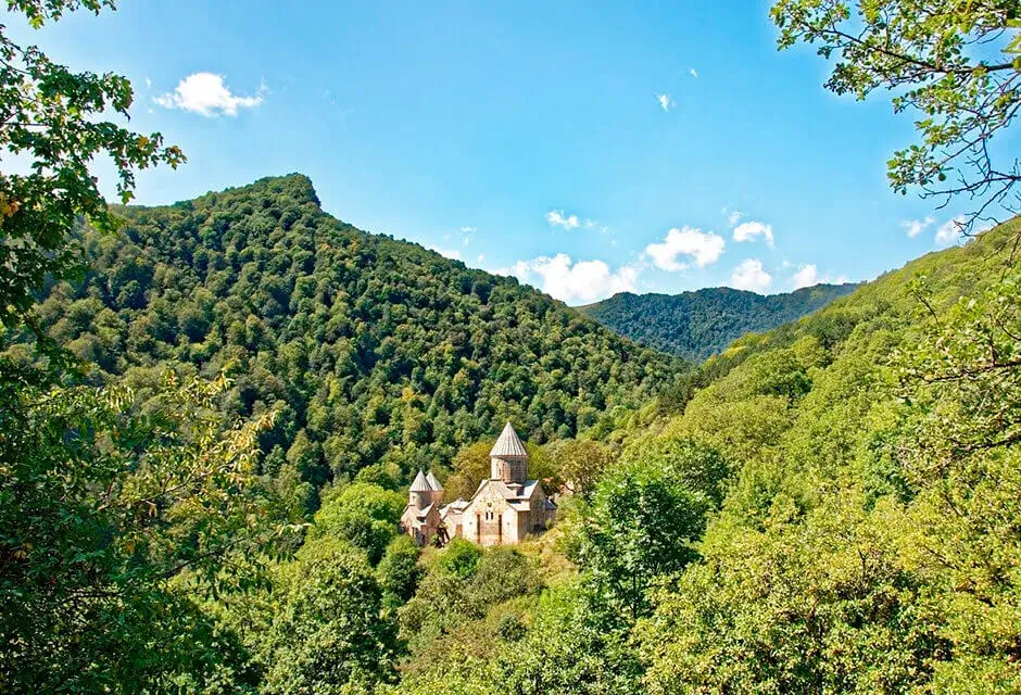 ВНЖ в Армении 2025