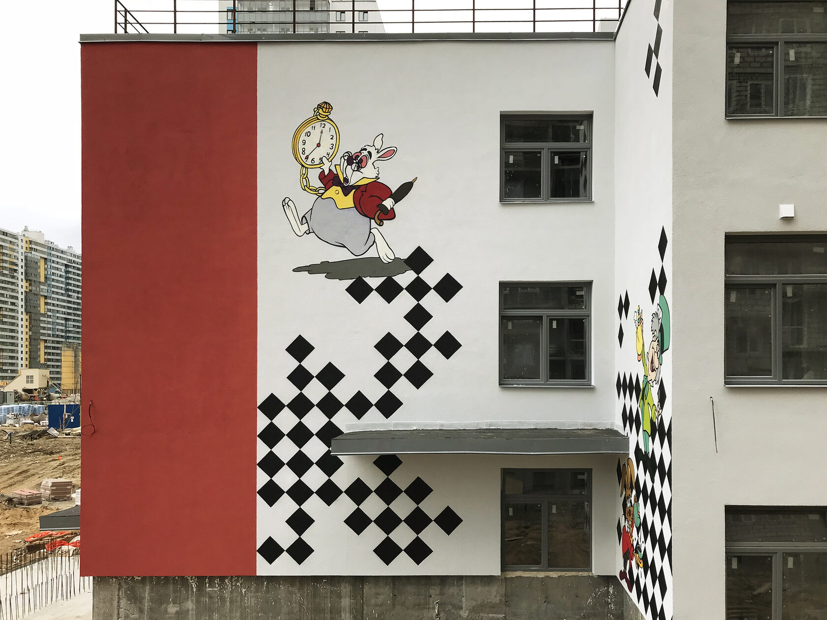 Роспись стен фасада детского сада