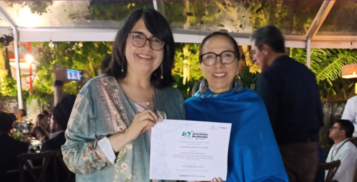 El Externado recibe reconocimiento nacional por su innovación académica en turismo