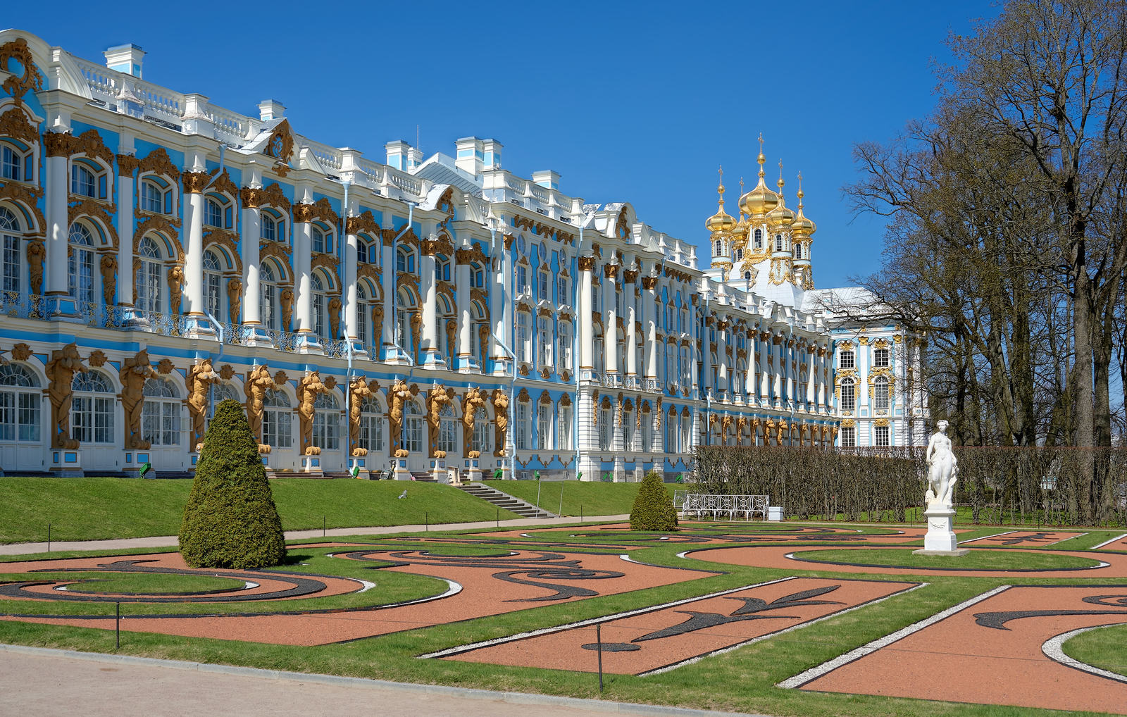 Дворец в Екатерининском парке