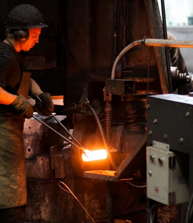 Кузнец-штамповщик