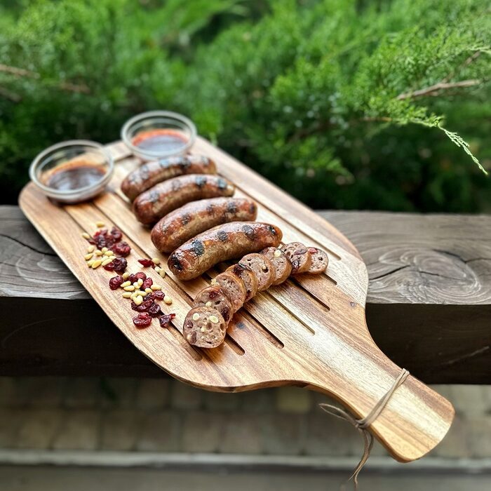 Сибирские колбаски с кедровым орехом и клюквой