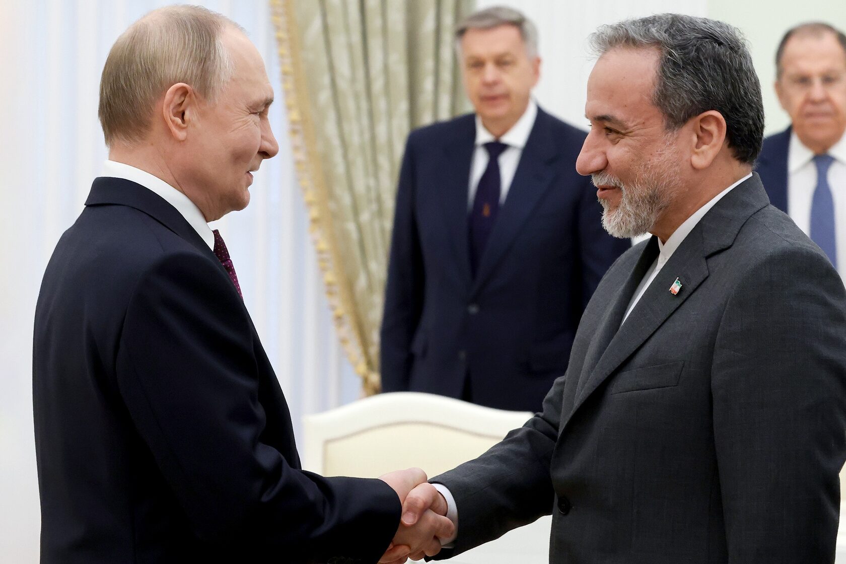 Встреча Владимира Путина с Аббасом Аракчи прошла на фоне обострения ситуации на Ближнем Востоке.