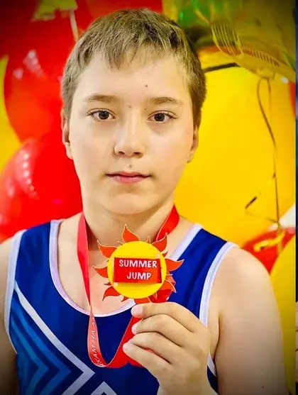 Ученик с медалью
