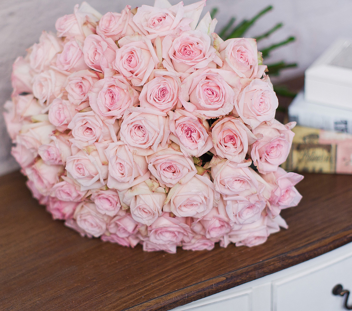 Монобукет с розовой розой