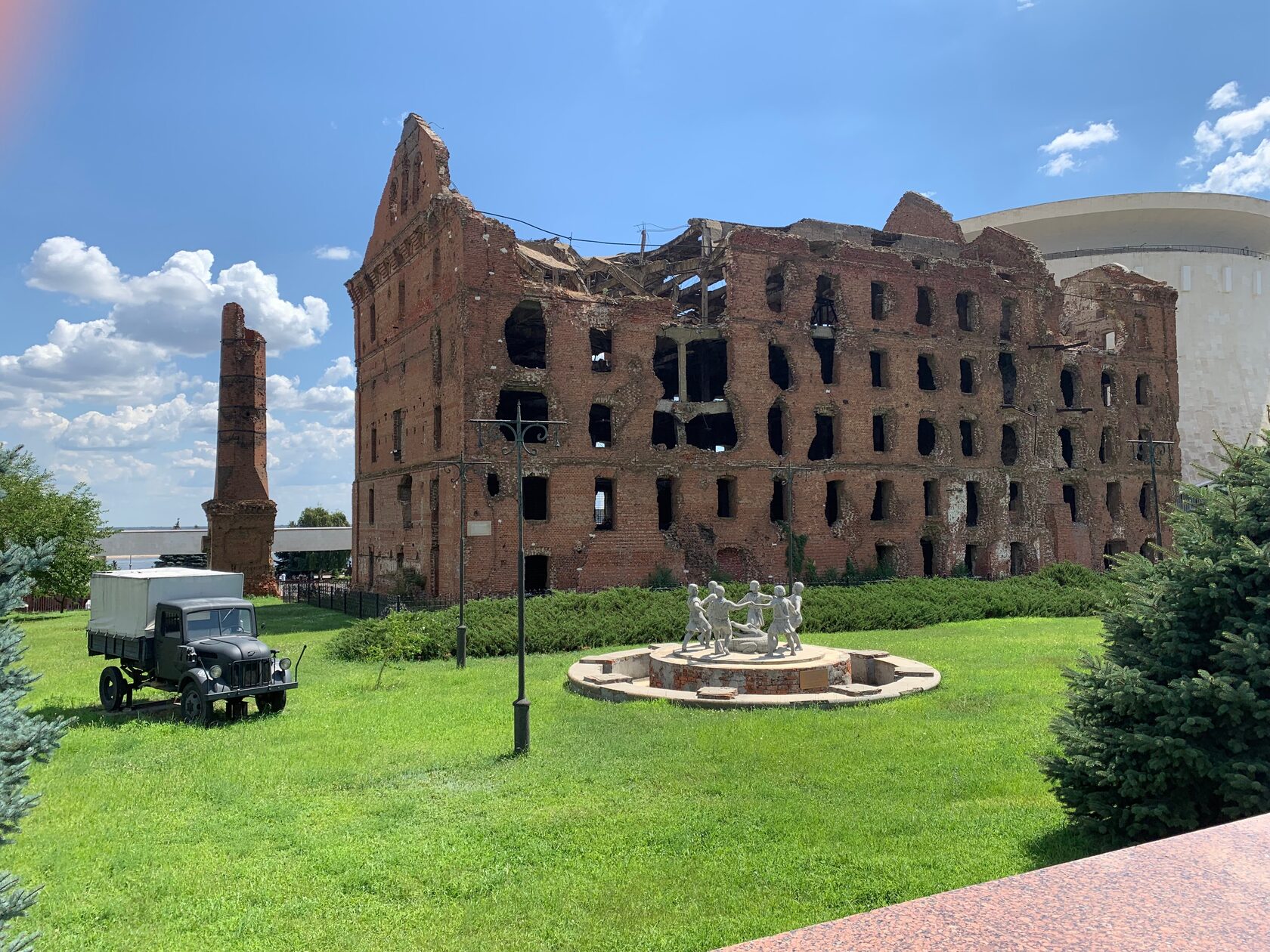 Волгоград — Родина-мать