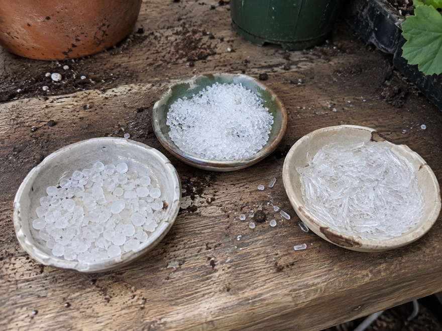 Monopotassium phosphate, potassium sulfate, and Epsom salt for a tomato mineral spray