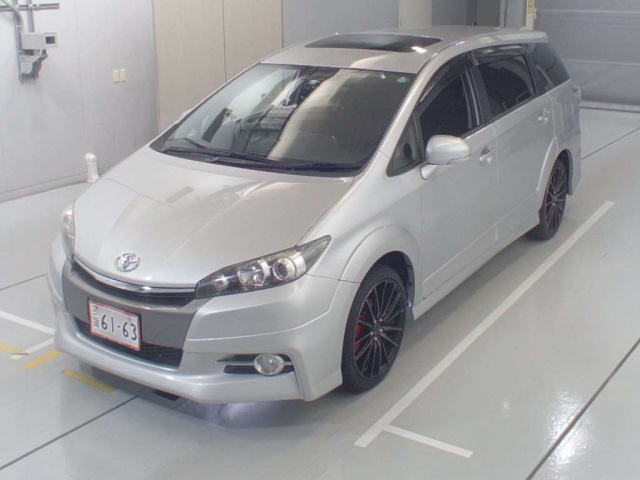 Toyota Wish 2