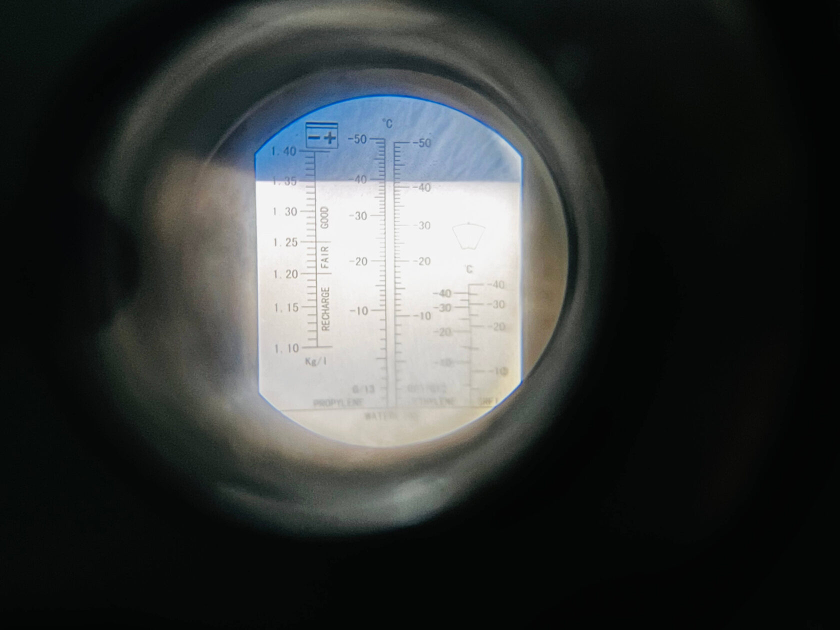 Контроль рефрактометром антифриза Kia СПб