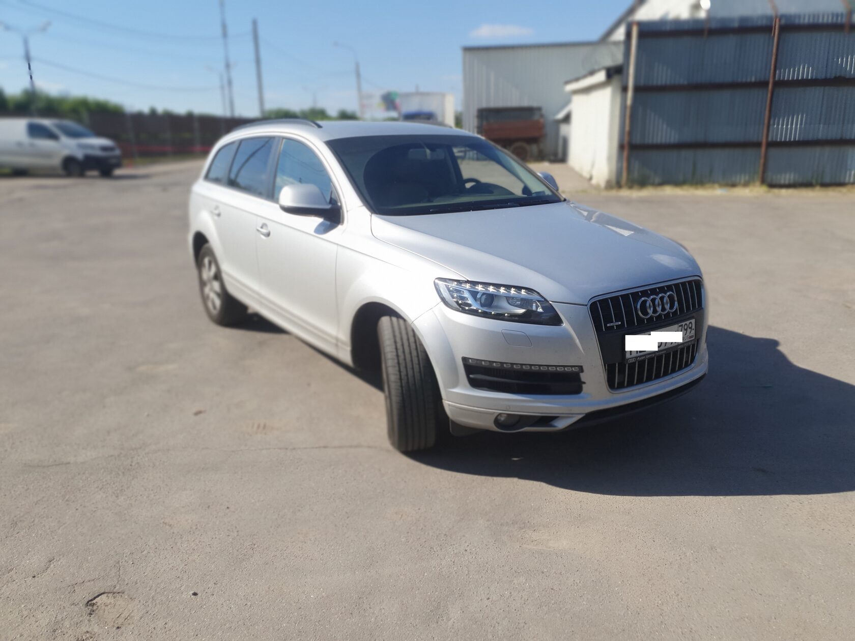 автозвук Audi Q7 (первой генерации 4L)