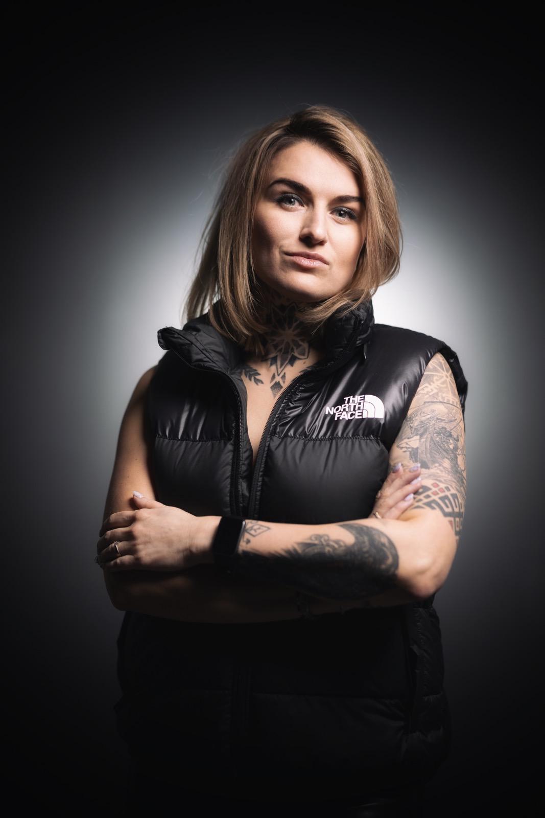 tatuoija OdininTatuointi Karina