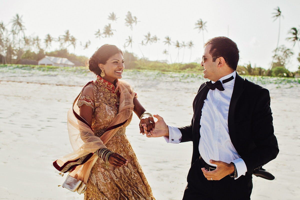 Beach Wedding Ceremony Destined To Gain Family Blessings