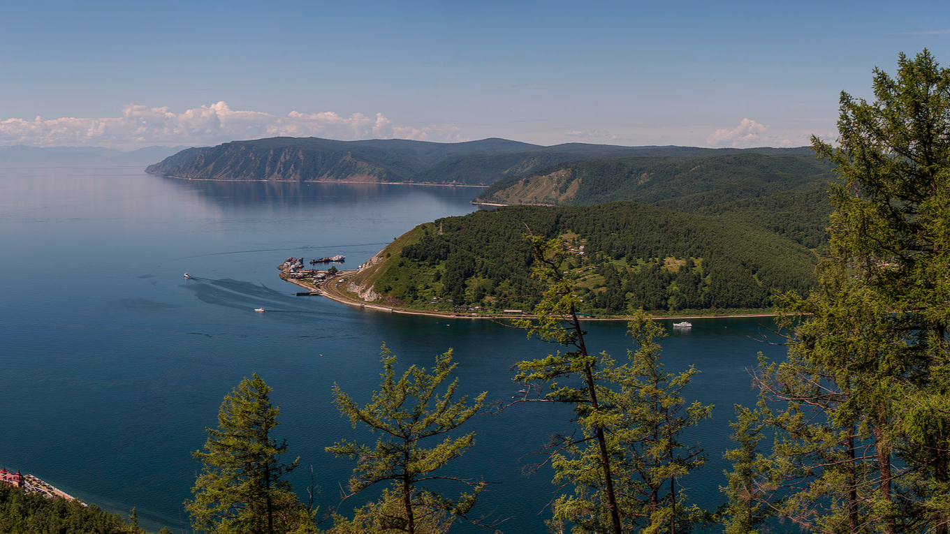 Какое озеро в европе самое пресноводное. Водные ресурсы озера Байкал. Природные богатства Байкала. Водные ресурсы Байкальского региона. Самое крупное пресноводное озеро в Европе.