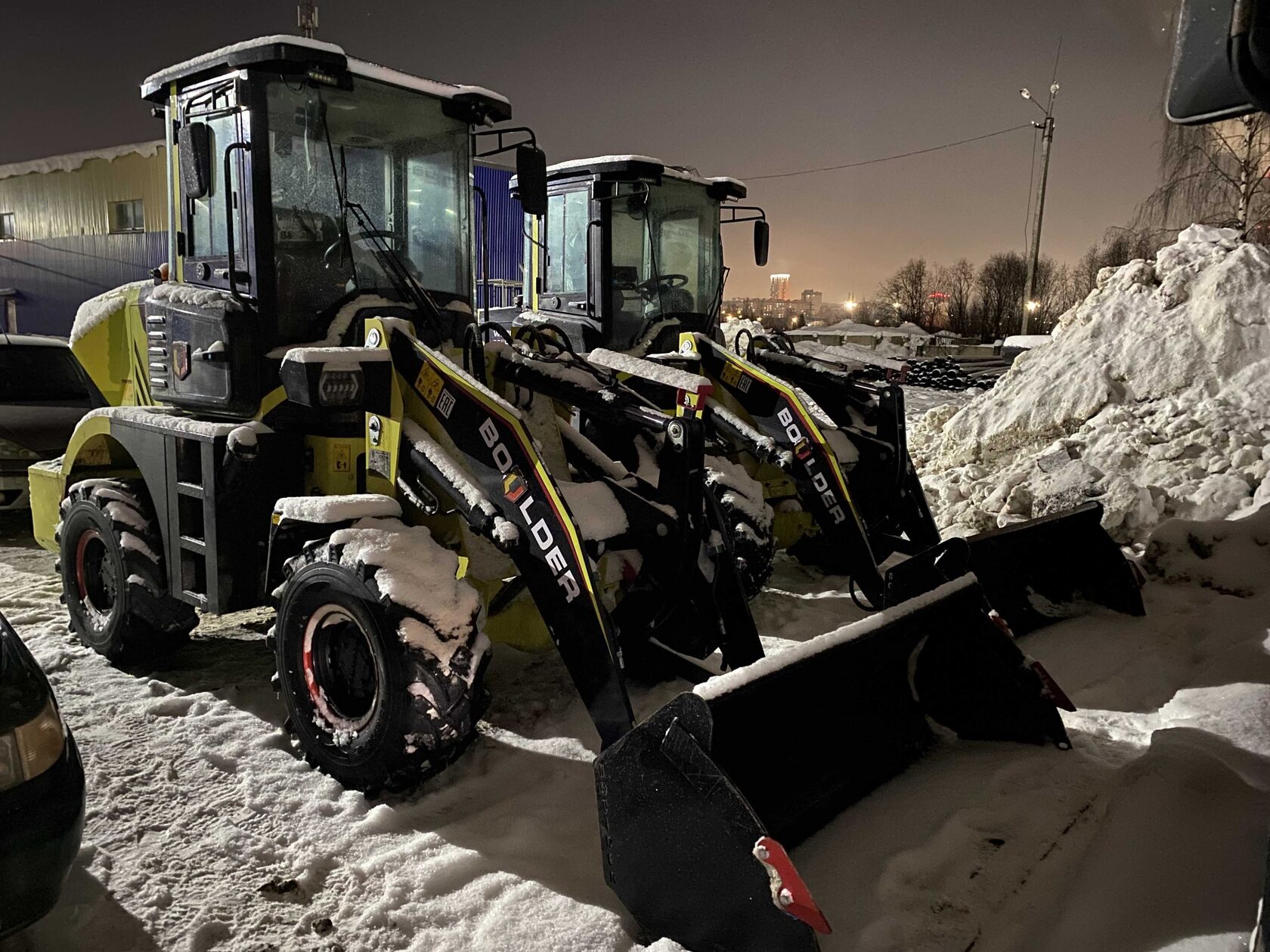 фронтальный погрузчик boulder