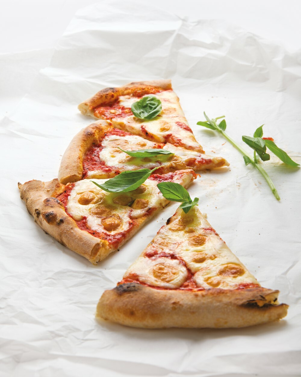 сколько калорий в 1 кусочке пиццы маргарита фото 47