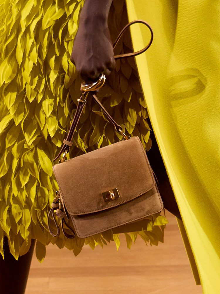 Balenciaga Весна 2026 Сумки10