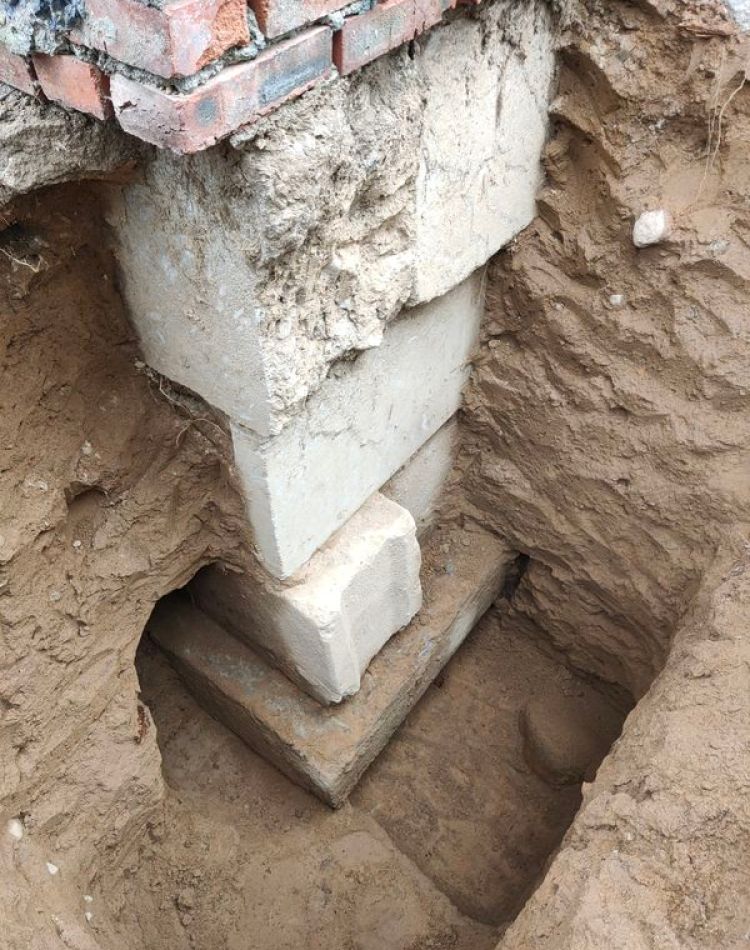 Обследование фундаментов на основании откопанного шурфа