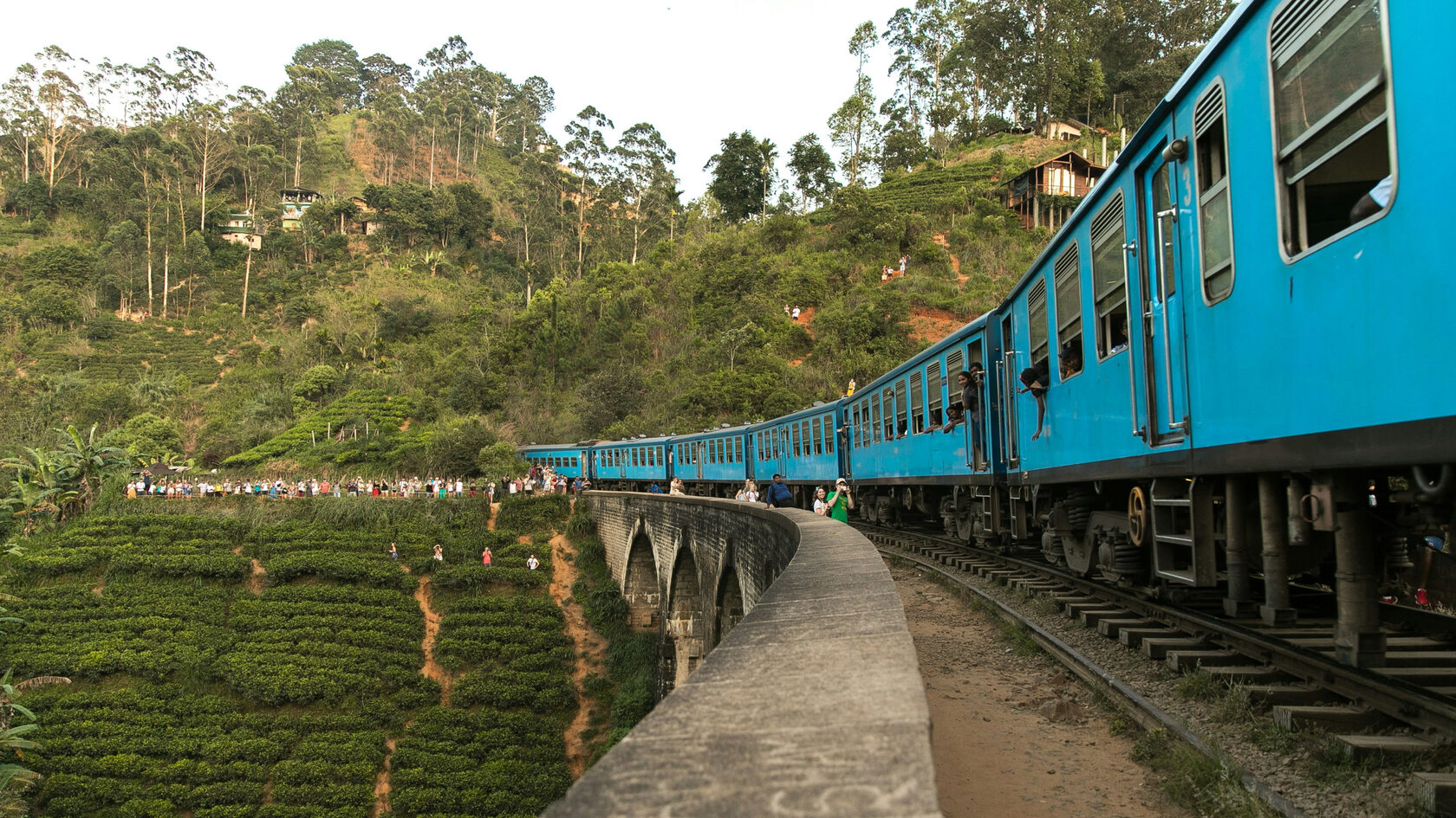 Поезд из Канди в Эллу. Шри-Ланка