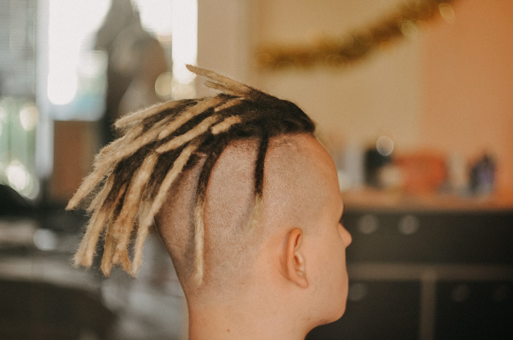 Мастер по дредам. Безопасные дреды мужские. Мастер по дредам. 1 дредина. Дреды мужские большие.